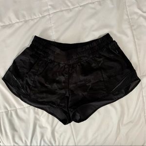 Camo Hotty Hot Shorts 2.5”